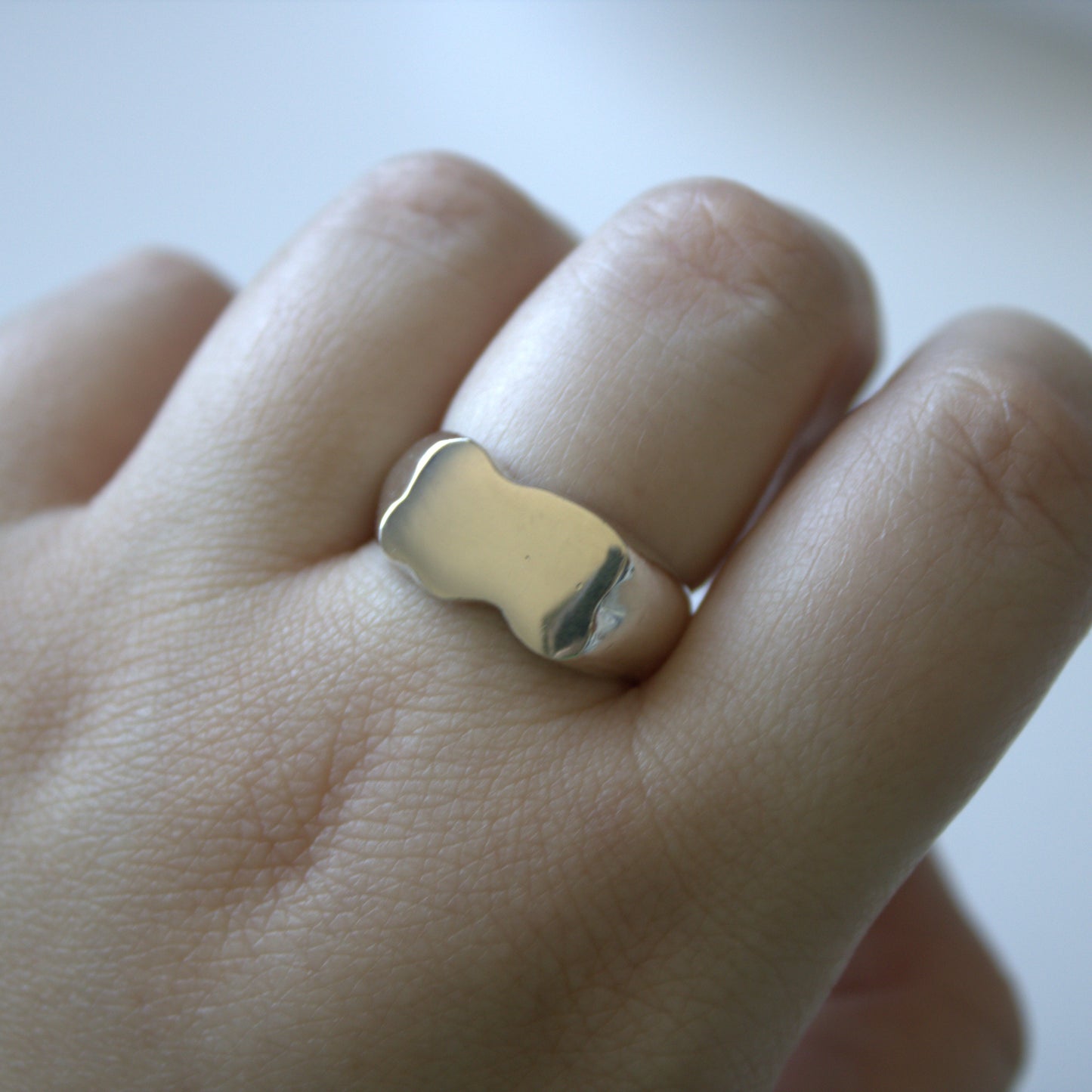 Gaia signet ring stor